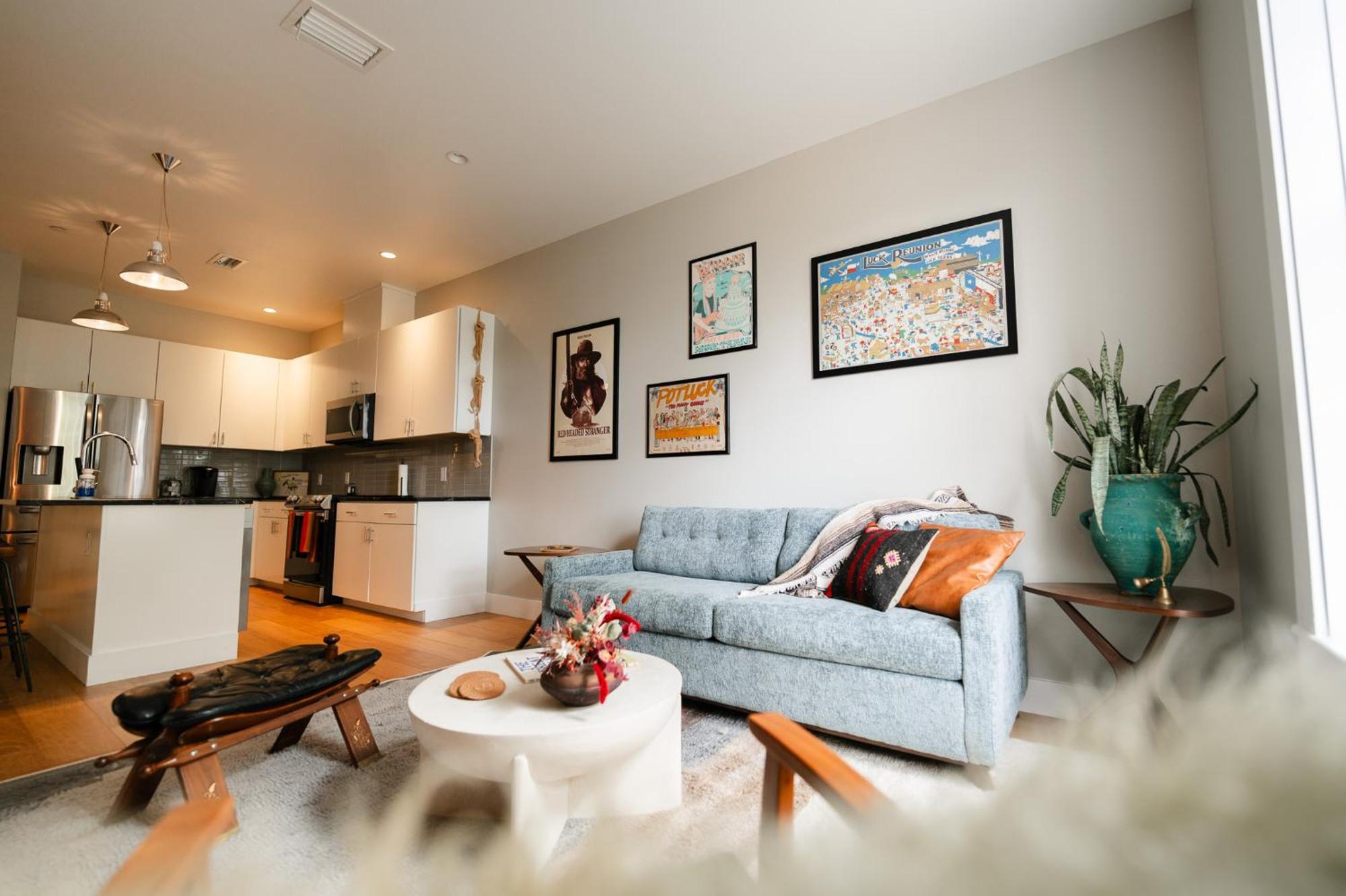Western 1924 Luxury Lofts Martindale ภายนอก รูปภาพ
