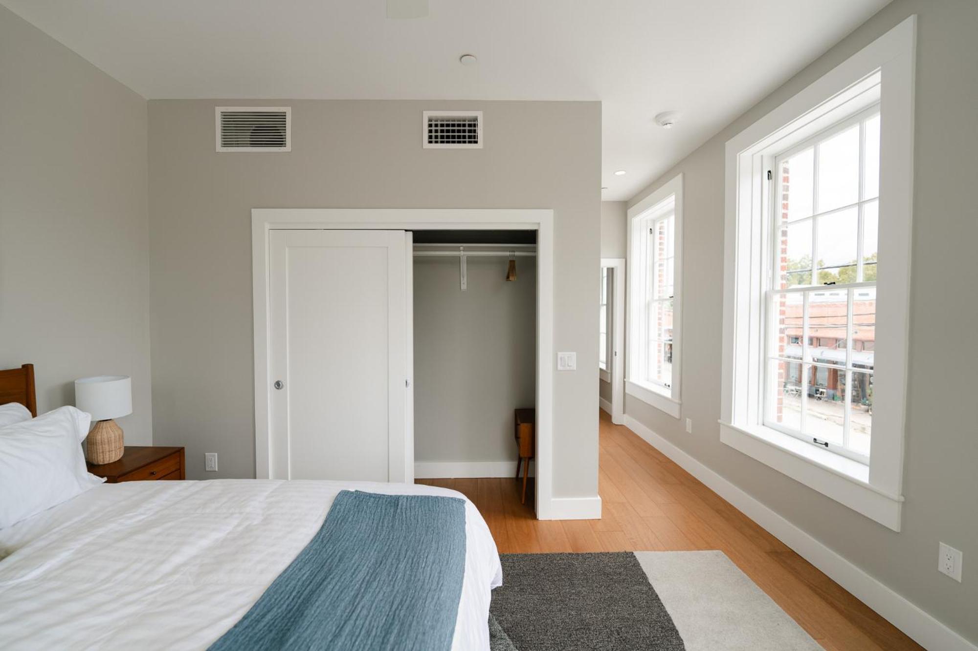 Western 1924 Luxury Lofts Martindale ภายนอก รูปภาพ