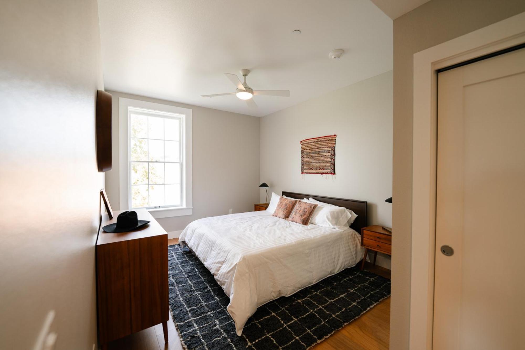 Western 1924 Luxury Lofts Martindale ภายนอก รูปภาพ
