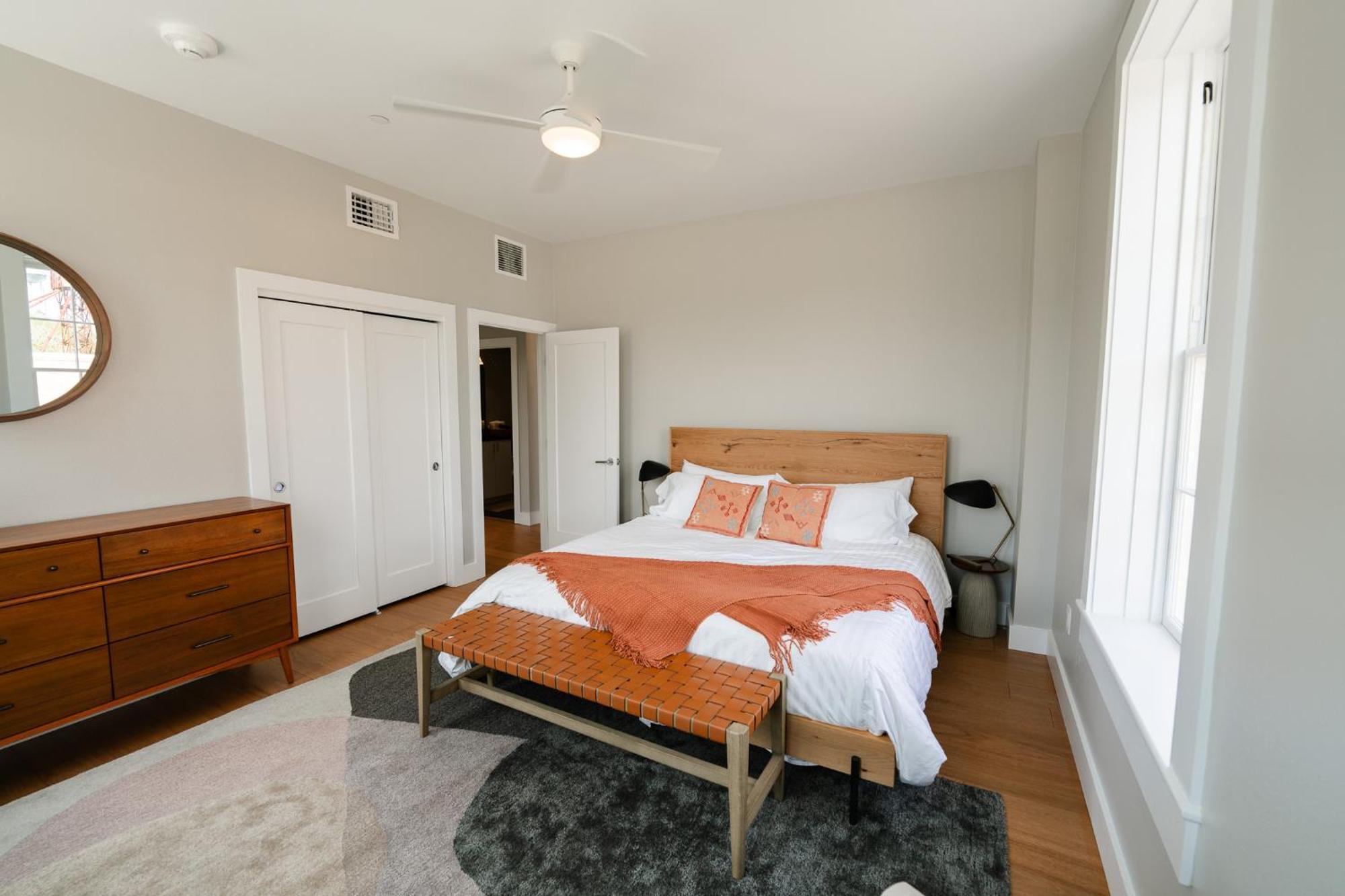 Western 1924 Luxury Lofts Martindale ภายนอก รูปภาพ