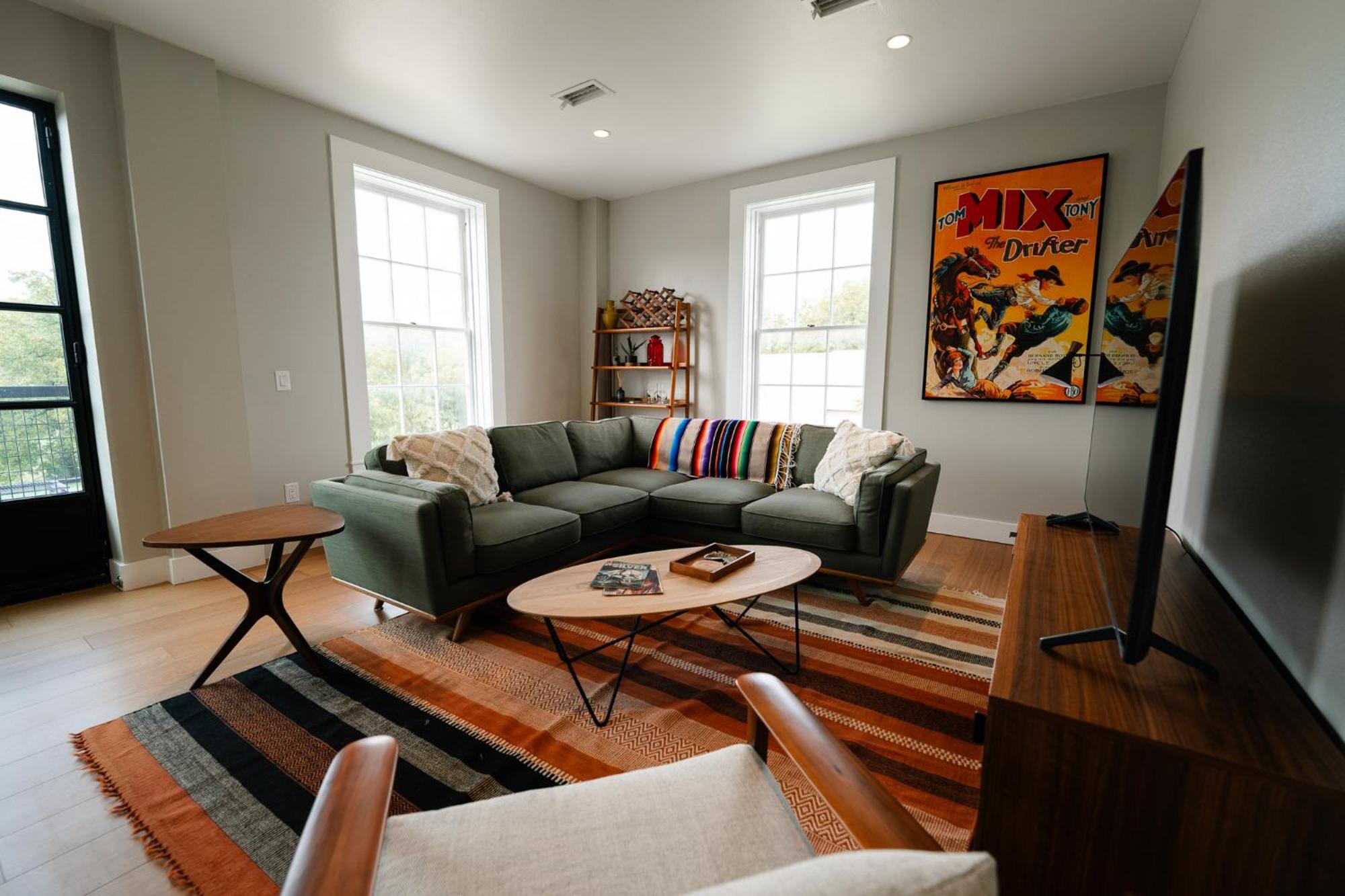 Western 1924 Luxury Lofts Martindale ภายนอก รูปภาพ